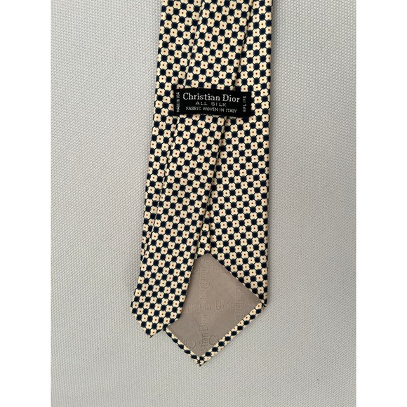 Christian Dior 100% Silk Tie Mens Designer Luxury Necktie Fabric Woven in Italy - Picture 2 of 4